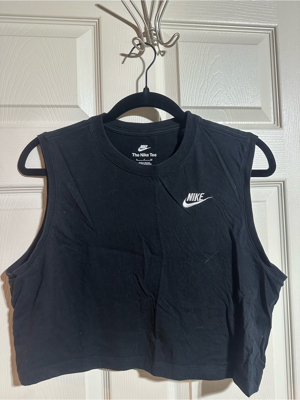 Nike Black Cropped Muscle Tank Top